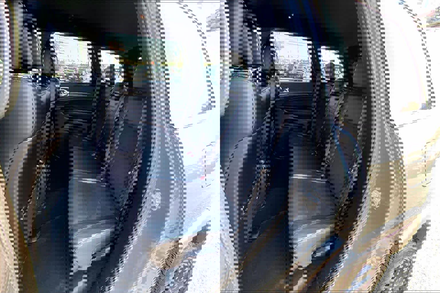 Used 2021 Jeep Grand Cherokee Laredo X image 20