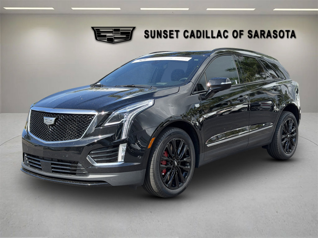 Certified 2023 Cadillac XT5 Sportv w/ Technology Package AWD/4WD image 3