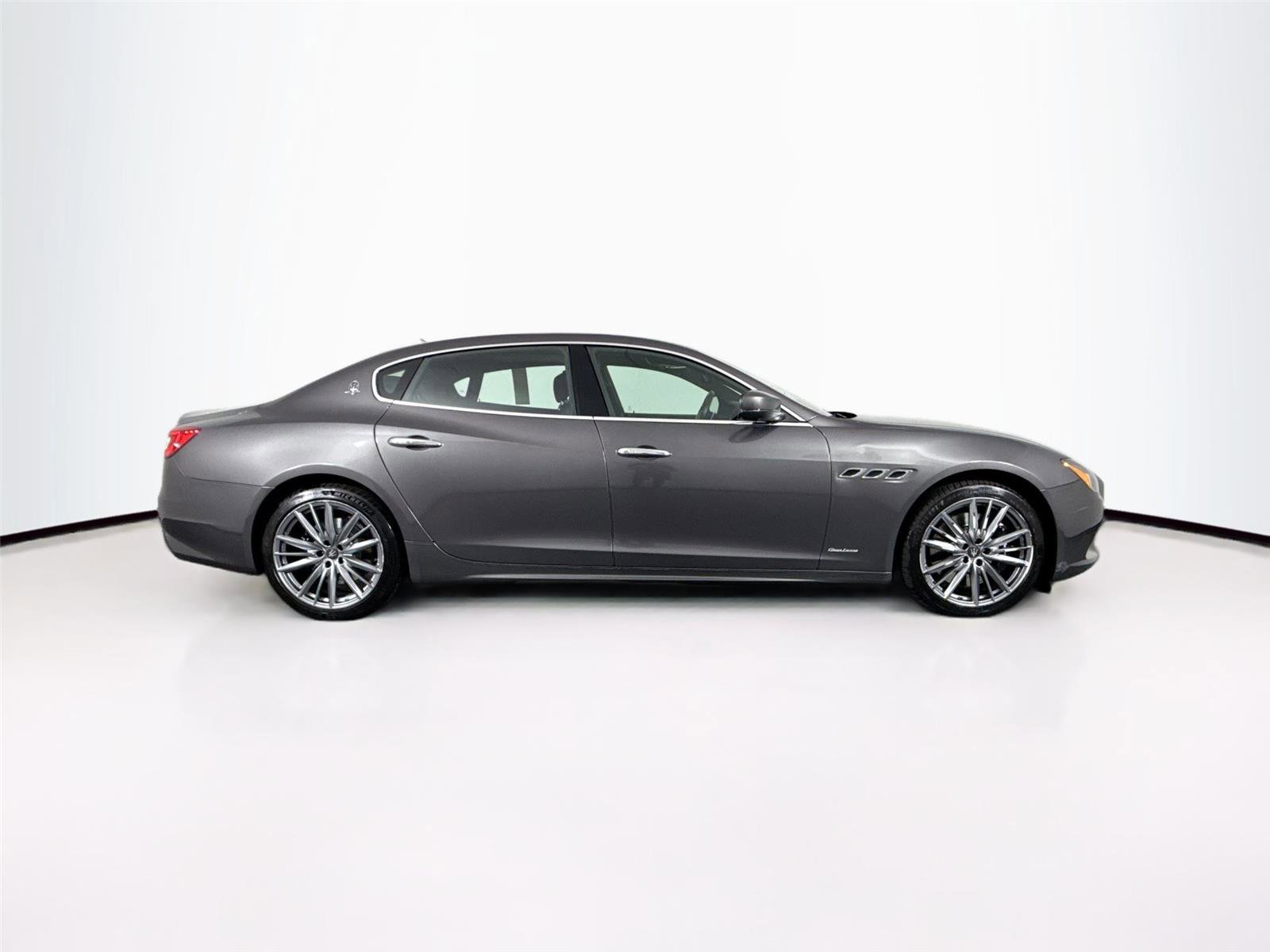 Used 2020 Maserati Quattroporte GTS GranLusso image 11