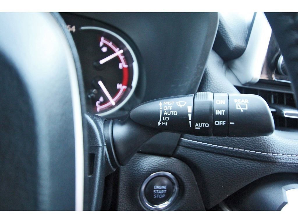 Used 2019 Toyota RAV4 Limited w/ Cold Weather Package image 21