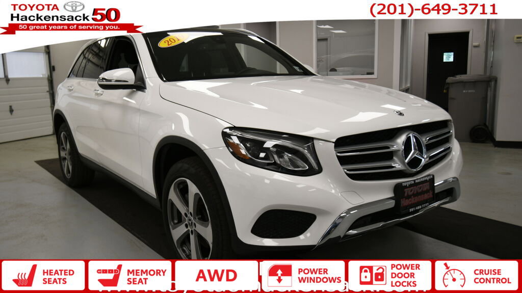 Used 2019 Mercedes-Benz GLC 300 4MATIC image 1