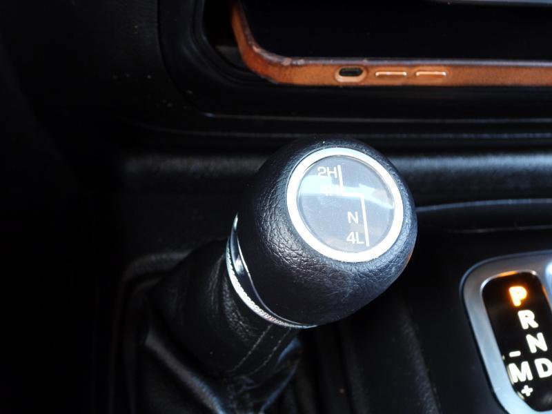 Used 2023 Jeep Gladiator Sport AWD/4WD image 72