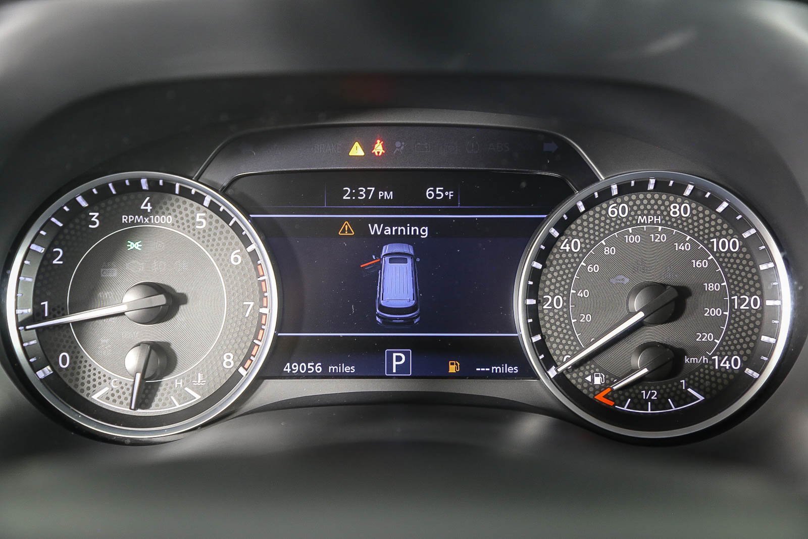 Used 2023 Nissan Armada SL w/ Captain's Chairs Package image 24