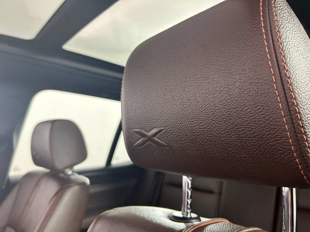 Used 2016 BMW X3 xDrive28i AWD/4WD image 13