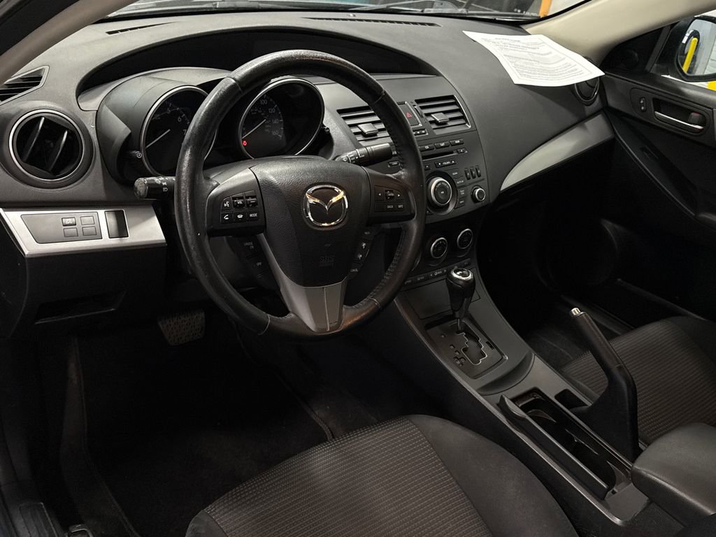 Used 2013 MAZDA MAZDA3 i Touring image 6