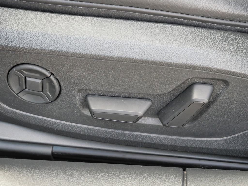 Used 2024 Audi A6 Premium Plus image 35