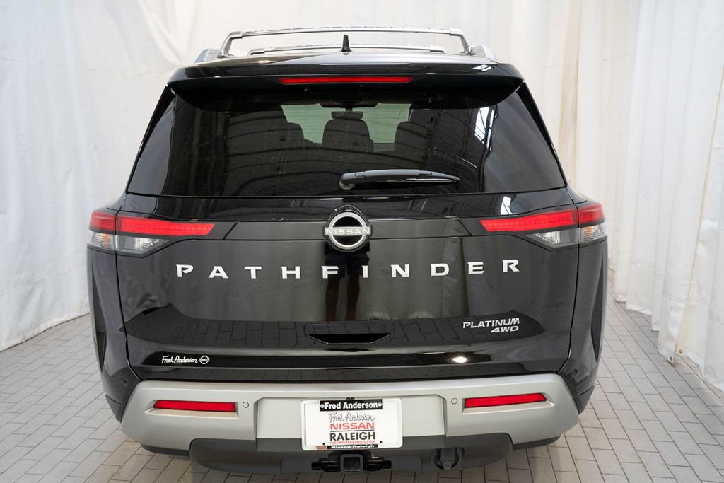 Certified 2024 Nissan Pathfinder Platinum w/ Cargo Package image 4