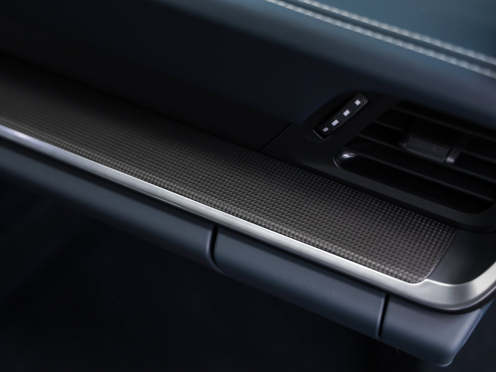 Certified 2025 Porsche 911 Turbo S image 44