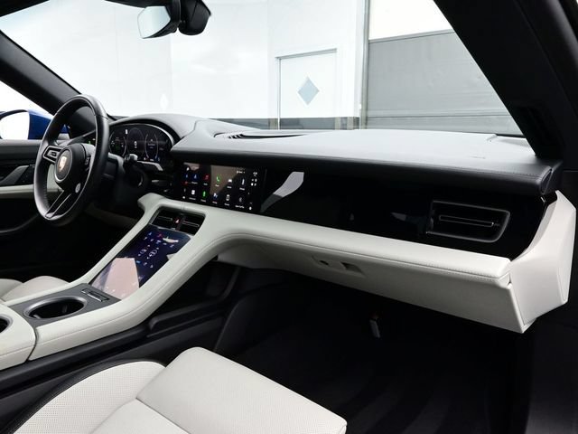 Certified 2025 Porsche Taycan AWD/4WD image 18