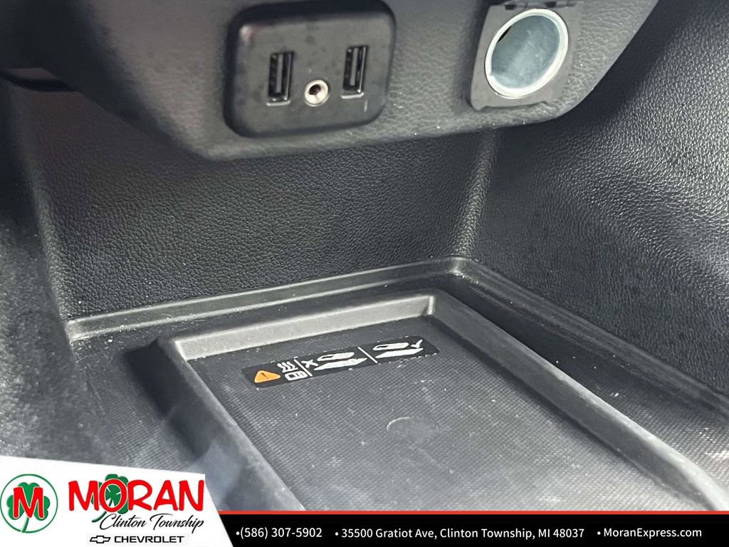 Certified 2023 Chevrolet Traverse LT FWD image 25