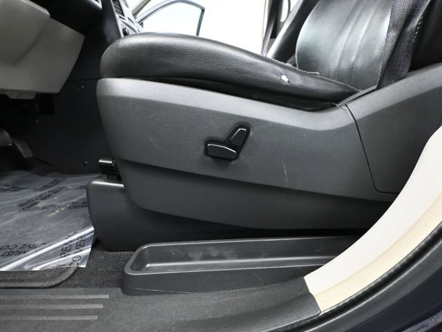 Used 2010 Chrysler Town & Country Touring Plus image 18