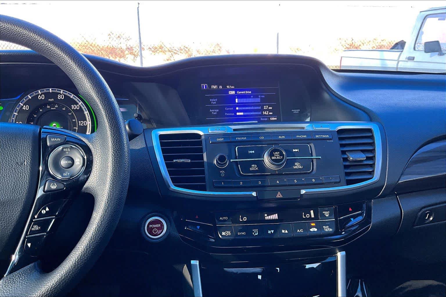 Used 2017 Honda Accord Hybrid Sedan image 7