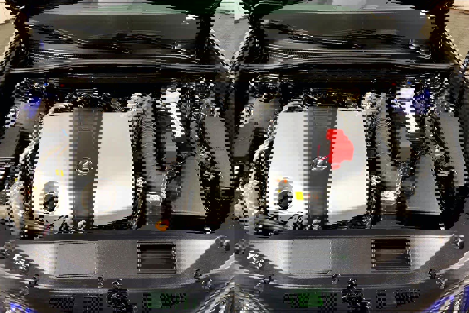 Certified 2024 Lexus ES 350 w/ Accessory Package (Z2) image 32