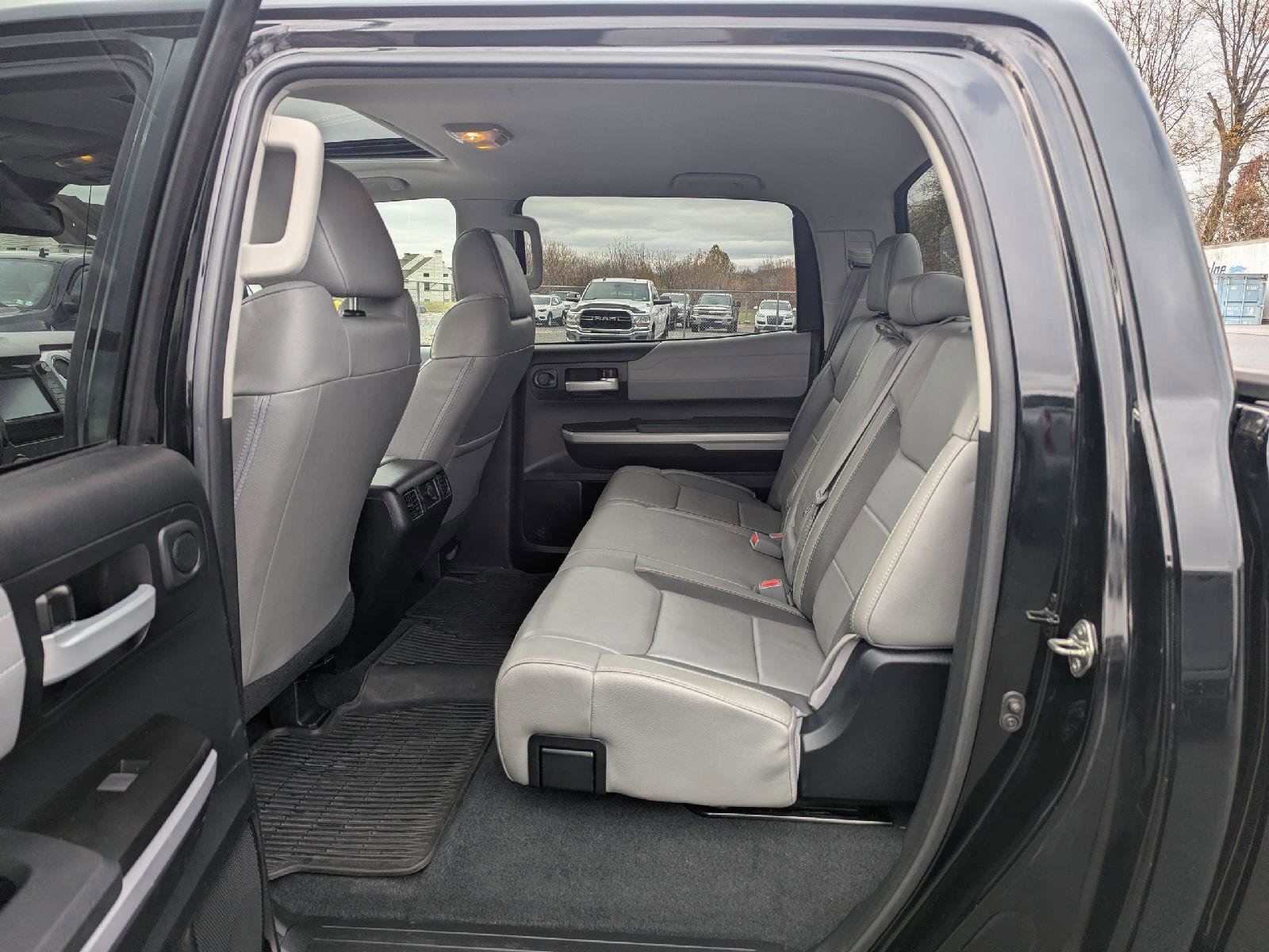 Used 2018 Toyota Tundra Limited image 22