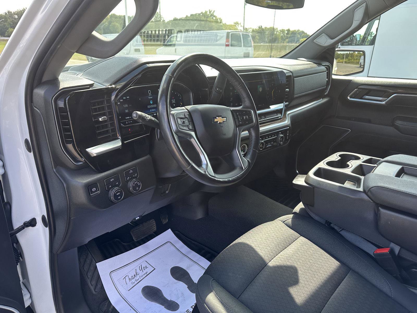 Used 2022 Chevrolet Silverado 1500 LT image 20