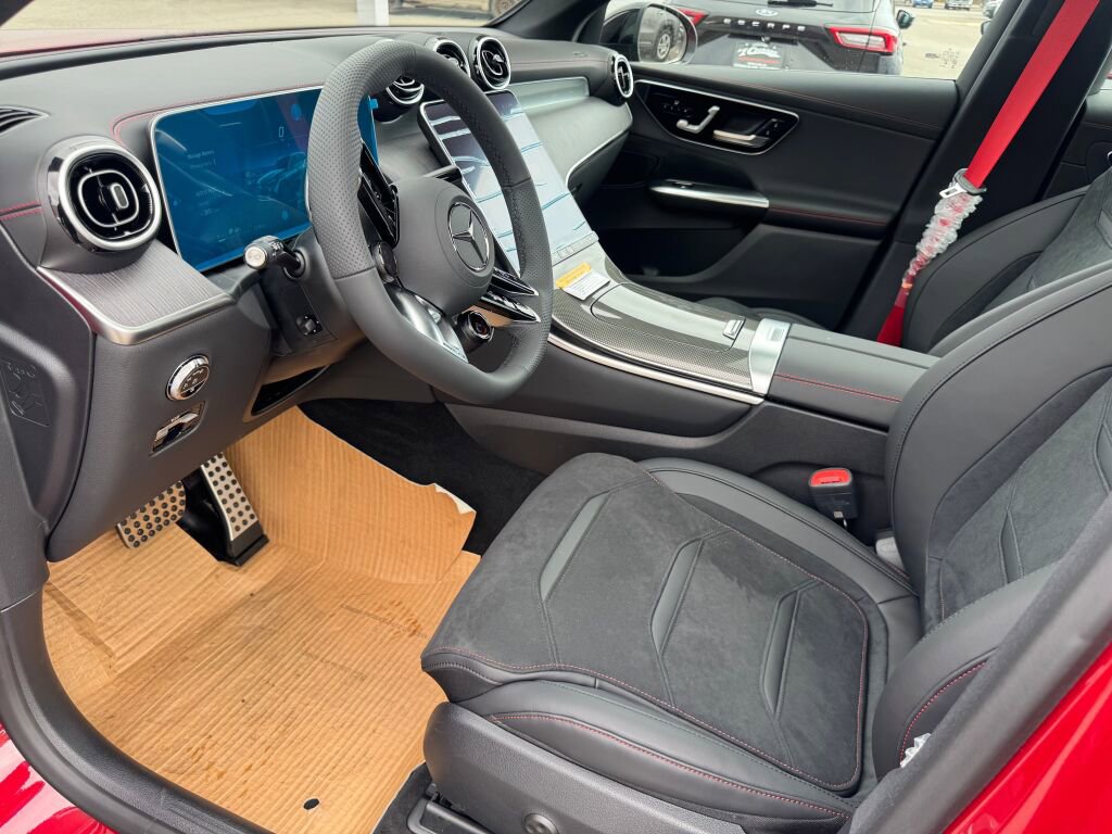 New 2026 Mercedes-Benz GLC 43 AMG 4MATIC image 9