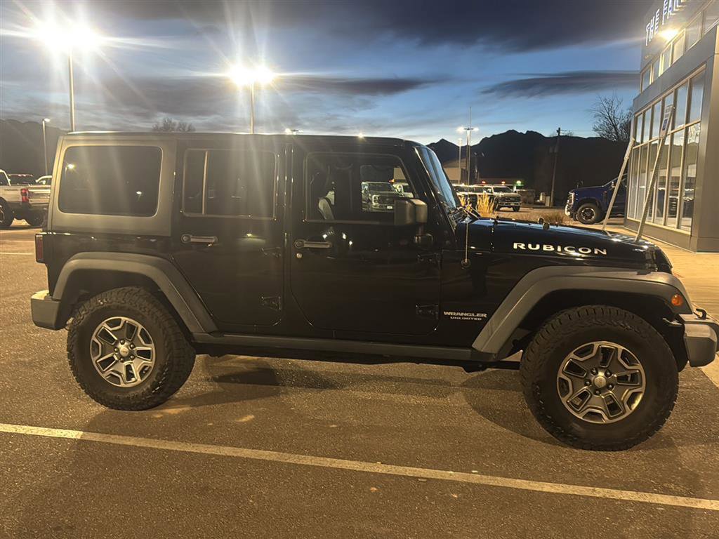 Used 2014 Jeep Wrangler Unlimited Rubicon w/ Connectivity Group image 5
