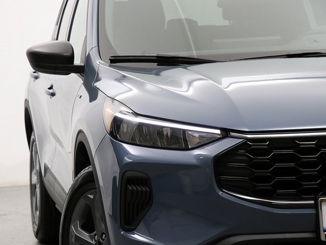 New 2026 Ford Escape ST-Line image 4