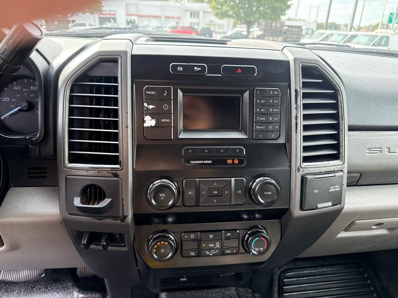 Used 2019 Ford F550 2WD Crew Cab Super Duty w/ Power Equipment Group image 14