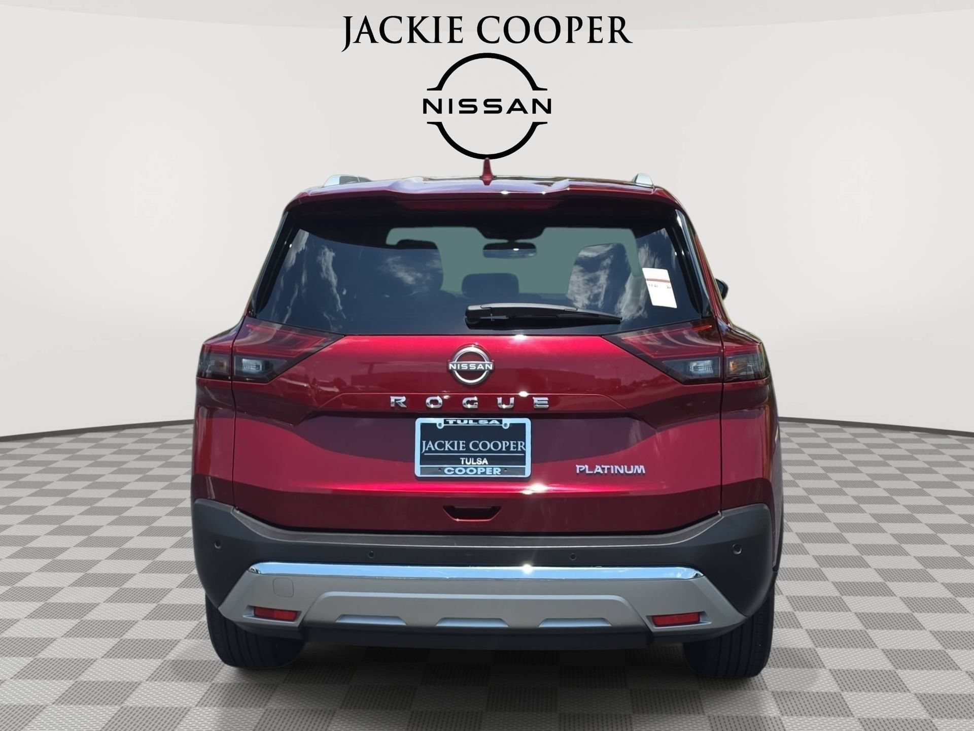 Used 2023 Nissan Rogue Platinum FWD image 6