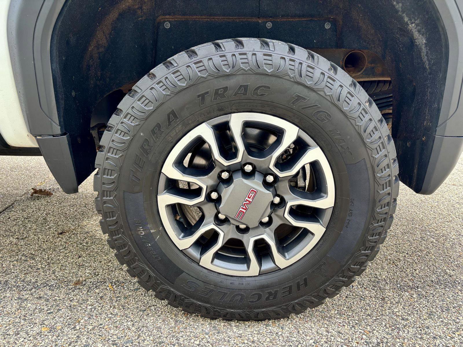 Used 2021 GMC Sierra 2500 SLE w/ SLE Value Package; image 29