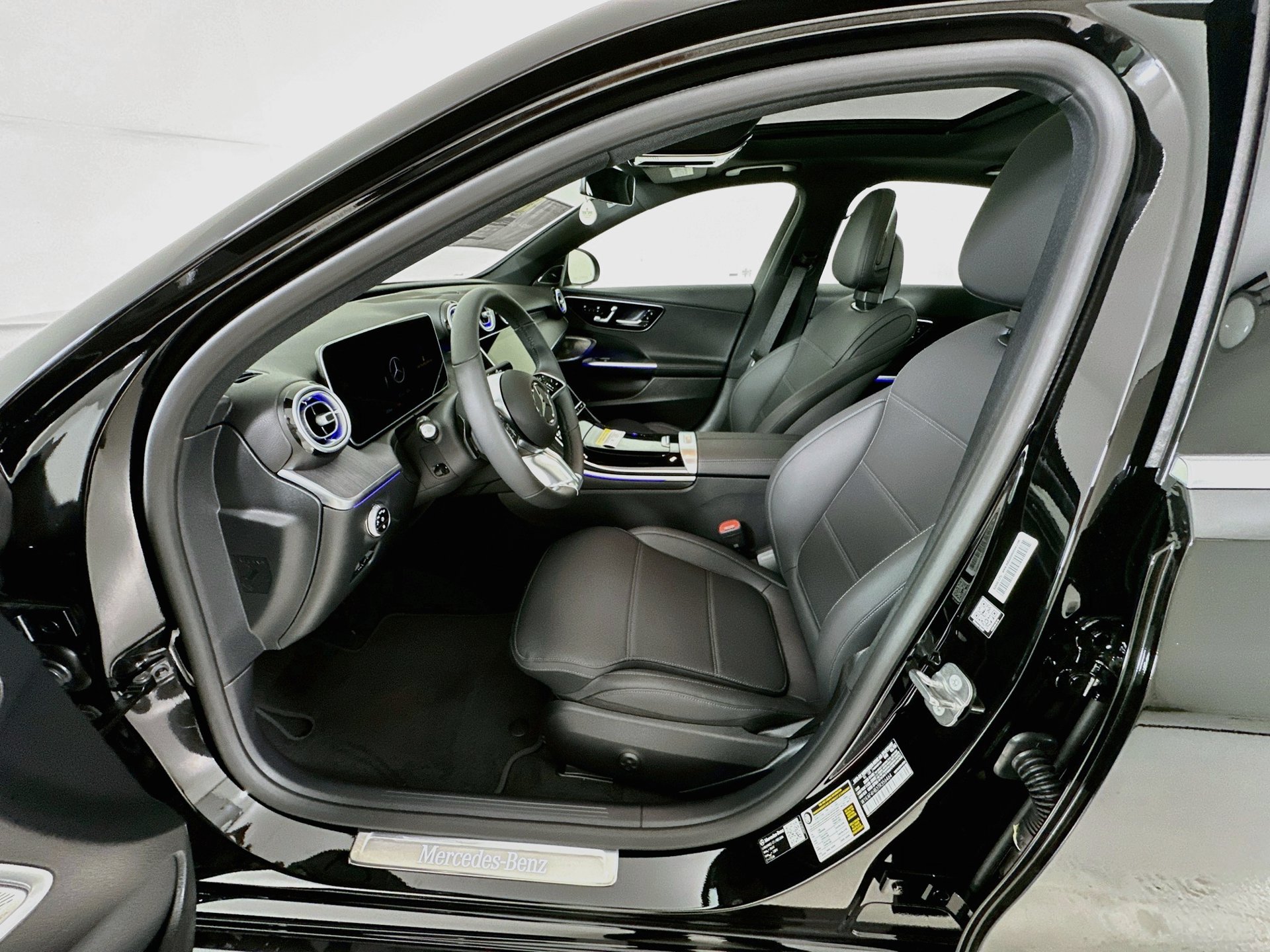 New 2026 Mercedes-Benz C 300 4MATIC Sedan image 23