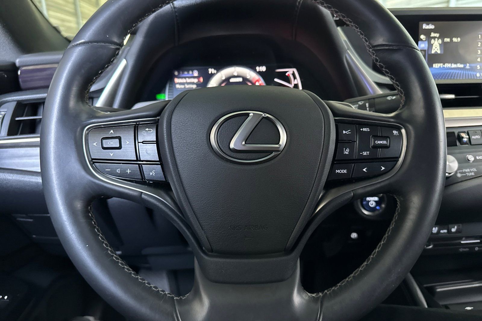 Used 2021 Lexus ES 300h w/ Premium Package FWD image 22