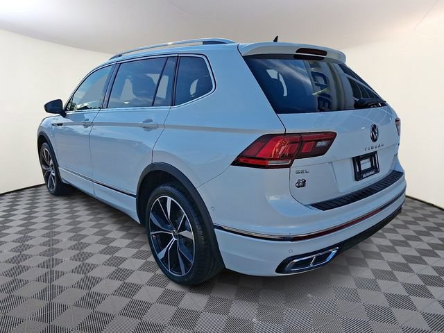 Used 2022 Volkswagen Tiguan SEL R-Line AWD/4WD image 4