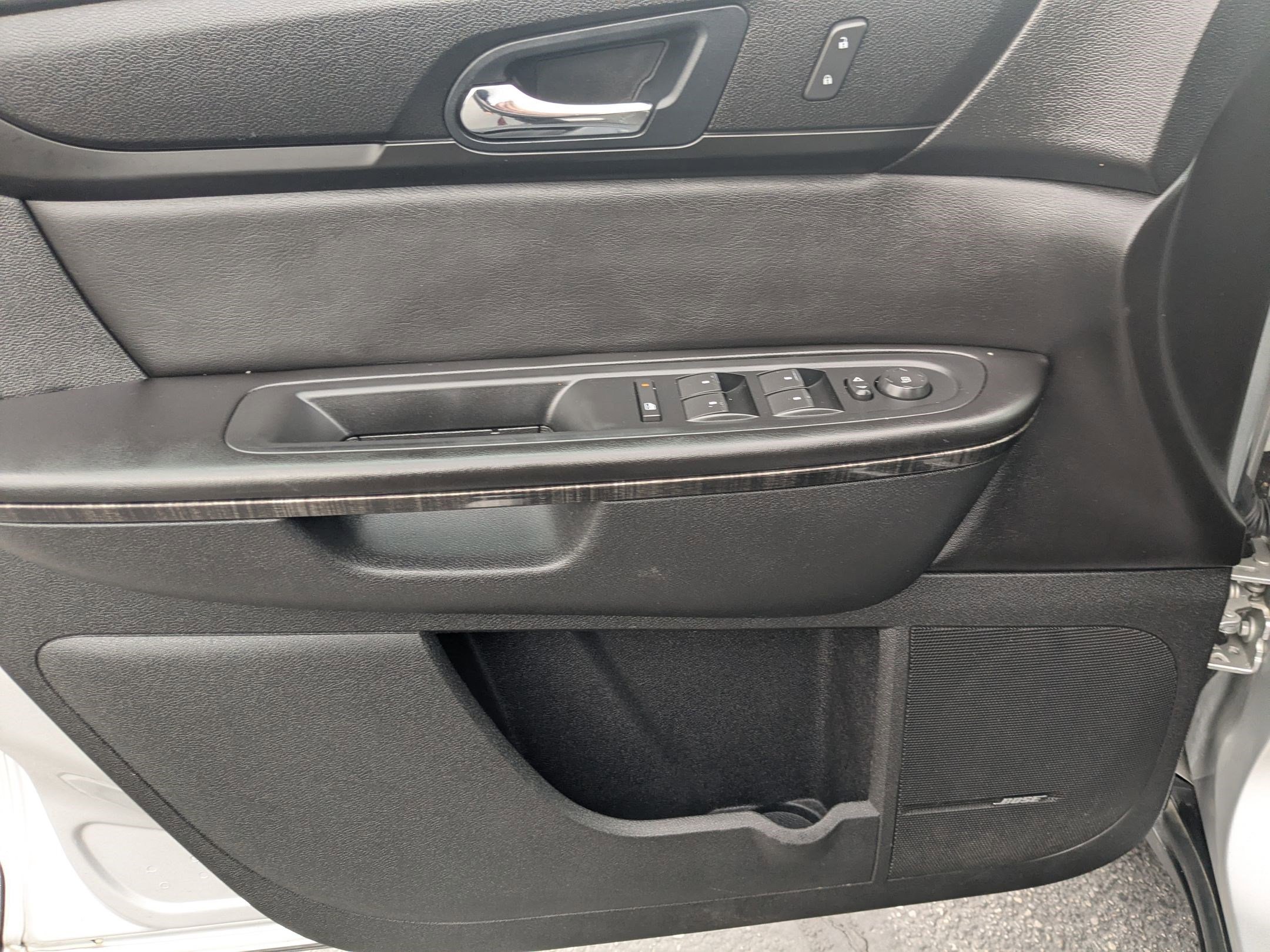 Used 2016 GMC Acadia SLT image 14