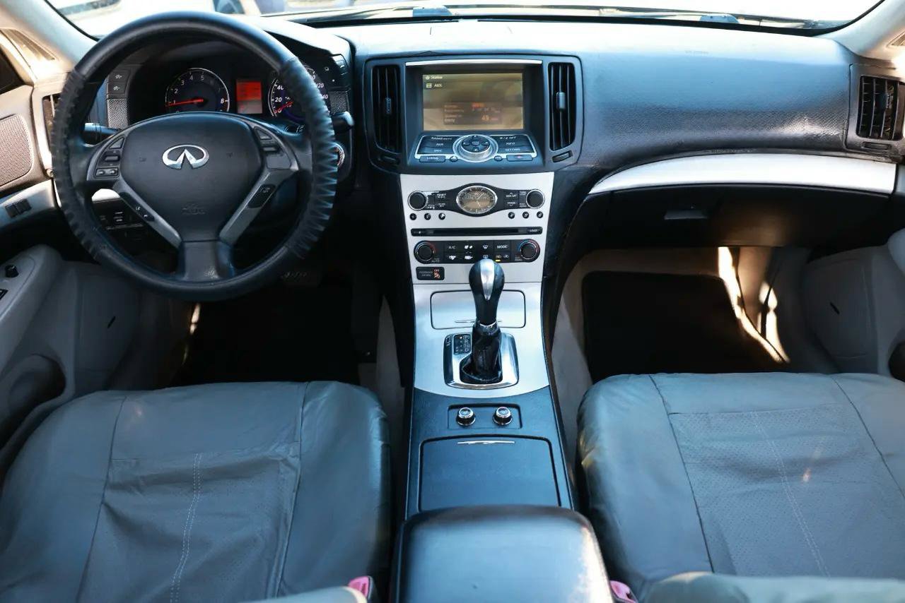 Used 2009 INFINITI G37 Journey w/ Premium Pkg image 21