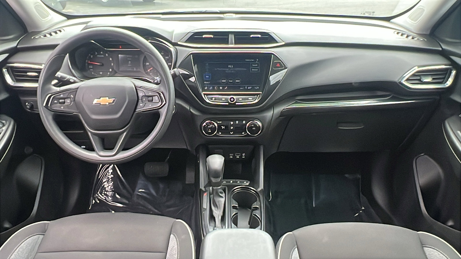 Used 2023 Chevrolet TrailBlazer LT w/ Convenience Package image 21