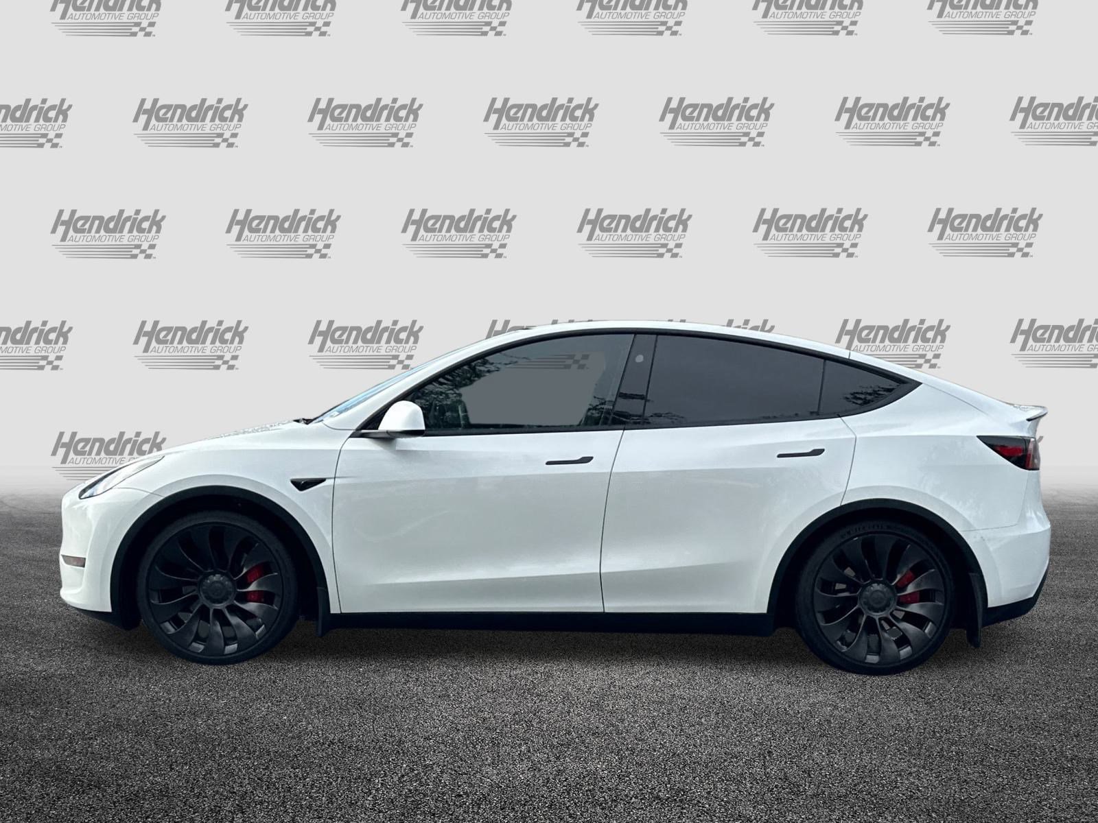 Used 2023 Tesla Model Y Performance image 8