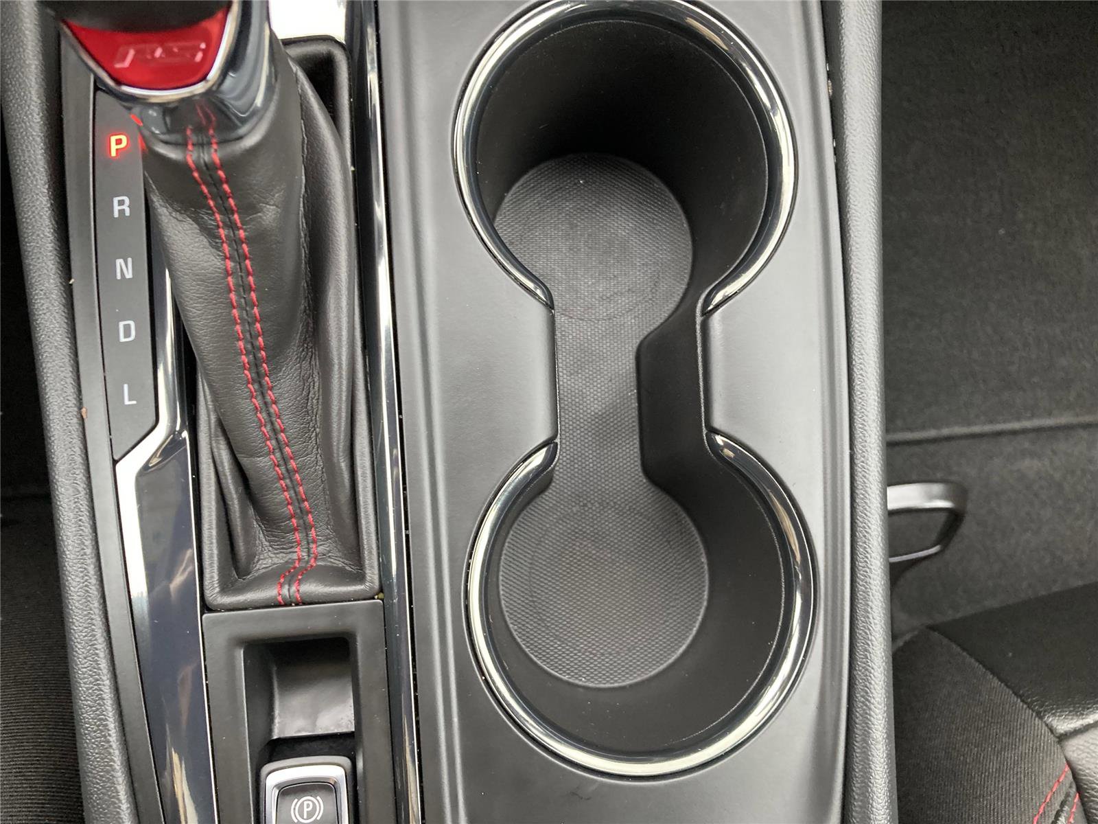 Used 2024 Chevrolet Equinox RS w/ RS Leather Package image 17