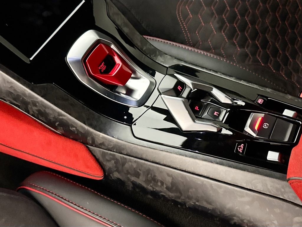 Used 2020 Lamborghini Huracan EVO image 14