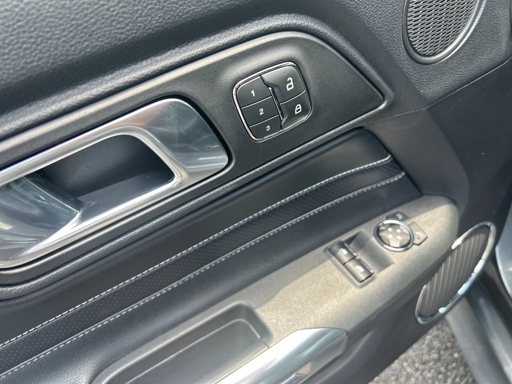 Used 2019 Ford Mustang GT Premium w/ GT Performance Package RWD image 14