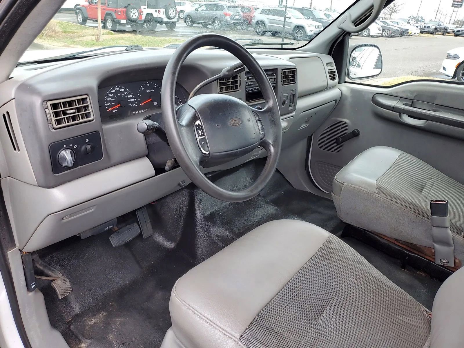 Used 2002 Ford F250 XL RWD image 9