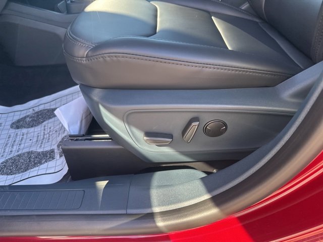 New 2026 Ford Maverick Lariat w/ Black Appearance Package image 17