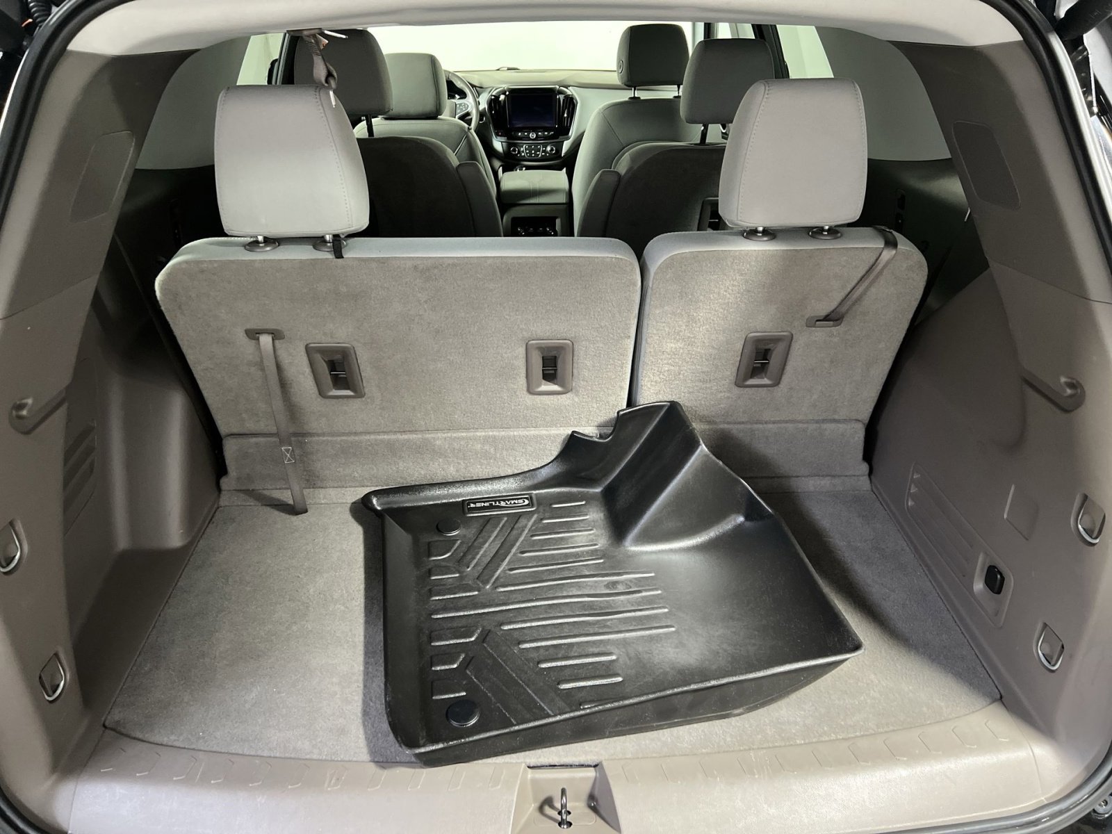 Used 2020 Chevrolet Traverse LT FWD image 23