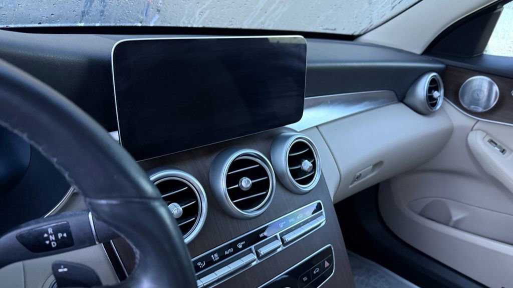 Used 2021 Mercedes-Benz C 300 4MATIC Sedan w/ Premium Package image 4