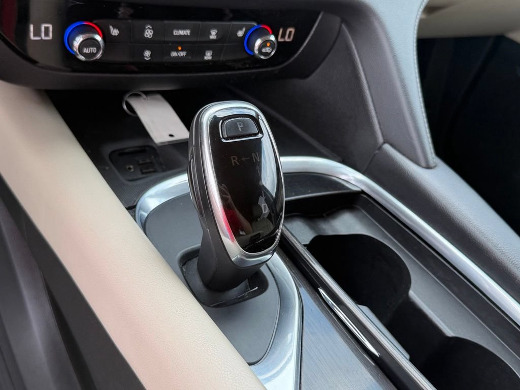 Used 2020 Buick Enclave Essence FWD image 25