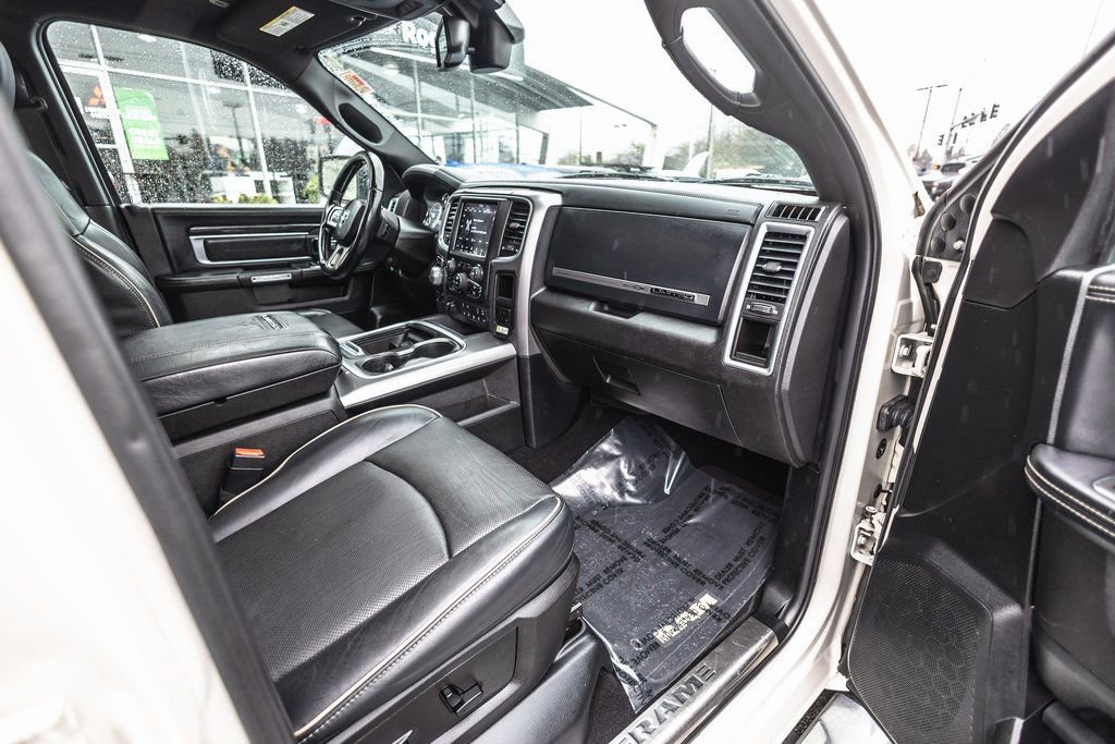 Used 2018 RAM 1500 Limited image 32