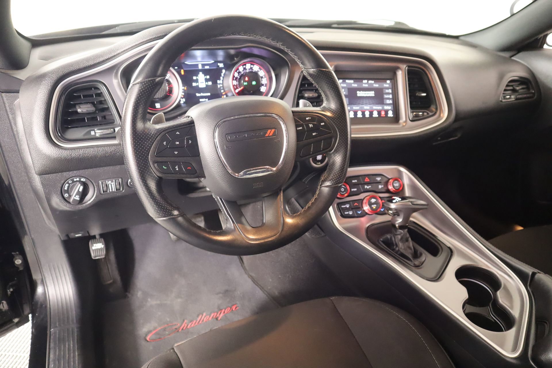 Used 2021 Dodge Challenger R/T image 2