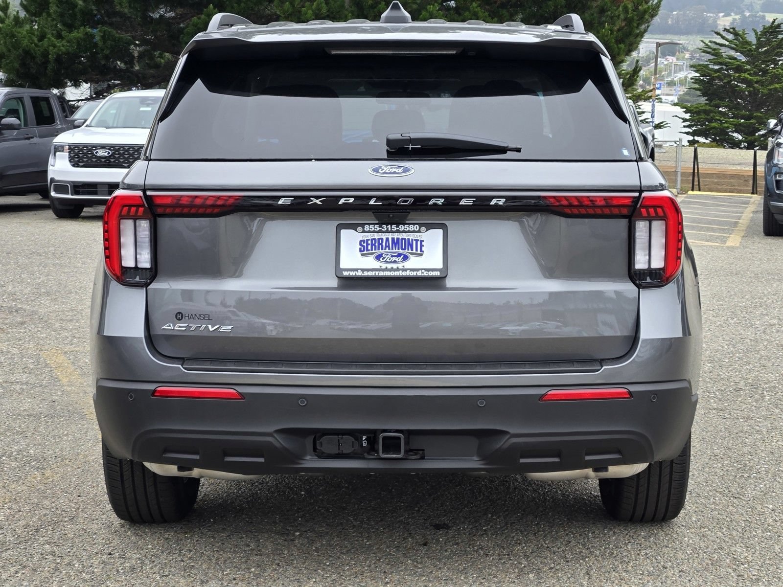 New 2026 Ford Explorer Active RWD image 5