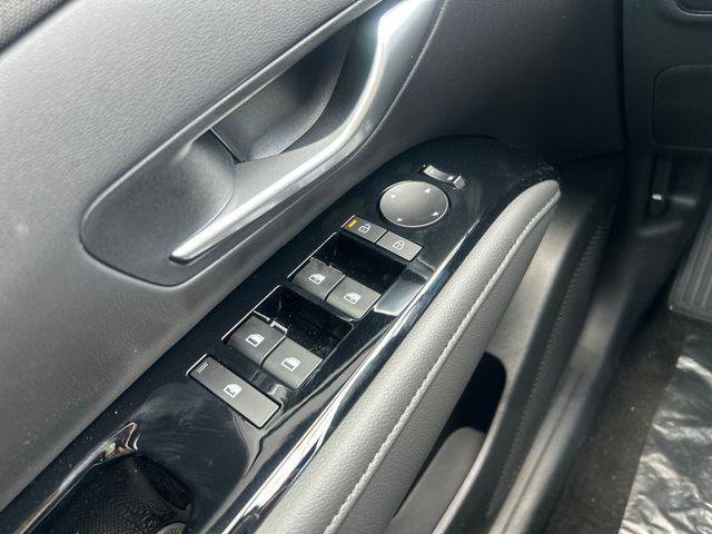 New 2026 Hyundai Santa Cruz Limited AWD/4WD image 11