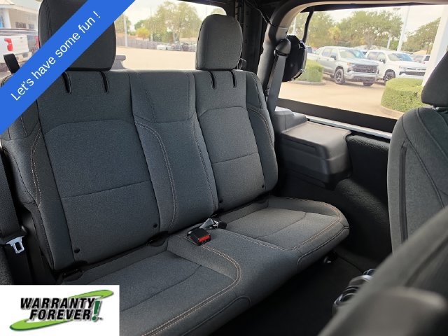 Used 2024 Jeep Wrangler Sport AWD/4WD image 10