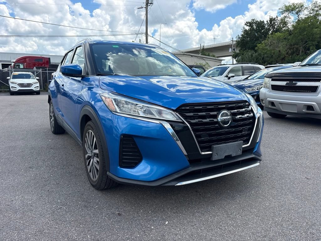 Used 2021 Nissan Kicks SV FWD image 1