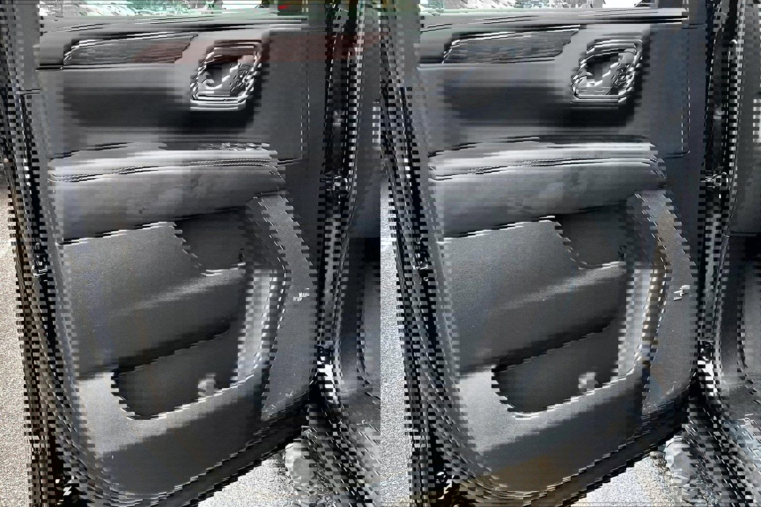 Certified 2024 Chevrolet Tahoe Z71 w/ Z71 Off-Road Package image 19