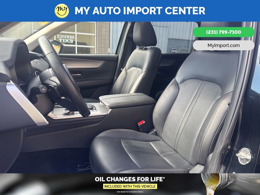 Used 2025 MAZDA CX-90 3.3 Turbo w/ Preferred Package image 13