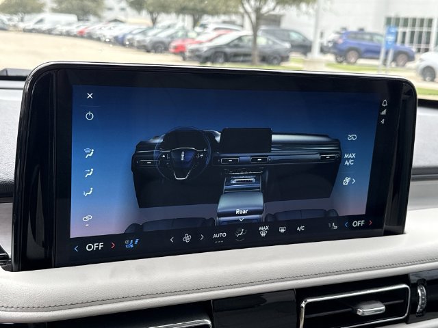 Used 2025 Lincoln Aviator Reserve w/ Equipment Group 201A AWD/4WD image 24