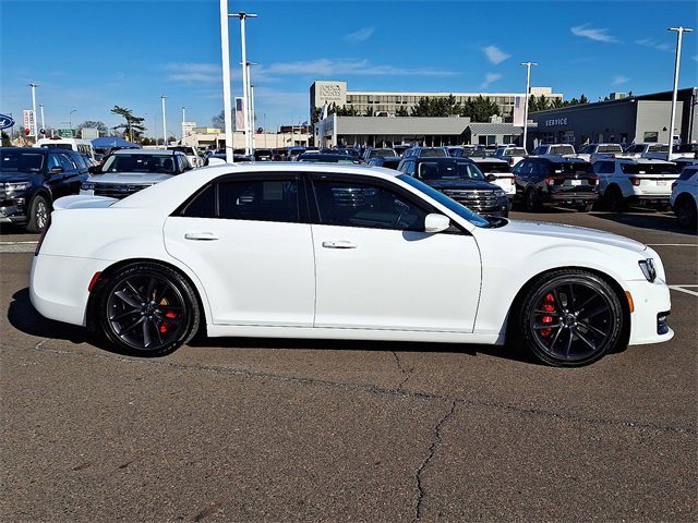 Used 2023 Chrysler 300 C image 7